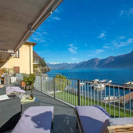 Fronte Apartment